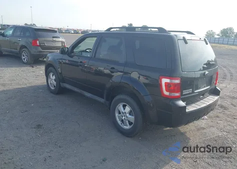 2012 Ford Escape Xlt z USA, uszkodzony, nr VIN 1FMCU0DG4CKA90296